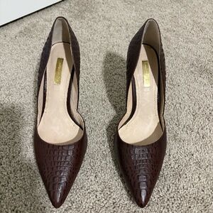 Louise et Cie Lo-Hermosah Truffle Nalia Croc Pointed Heels - Like New